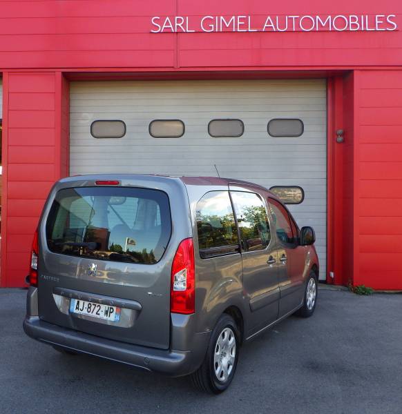 Véhicule d'occasion garantie Peugeot partner gimel automobiles montpellierl
