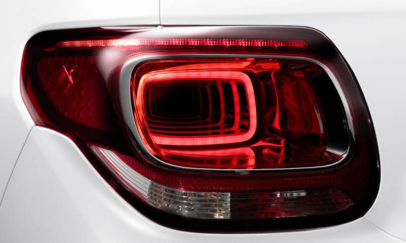 Feux arrière 3D à LED